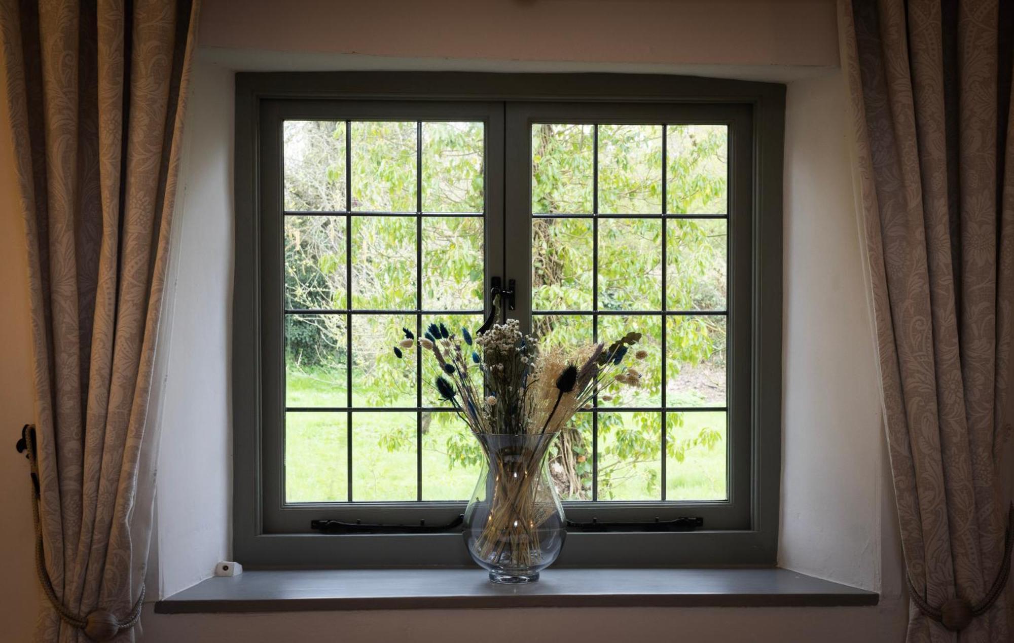 Cotswold Cottage With Hot Tub Bledington Buitenkant foto